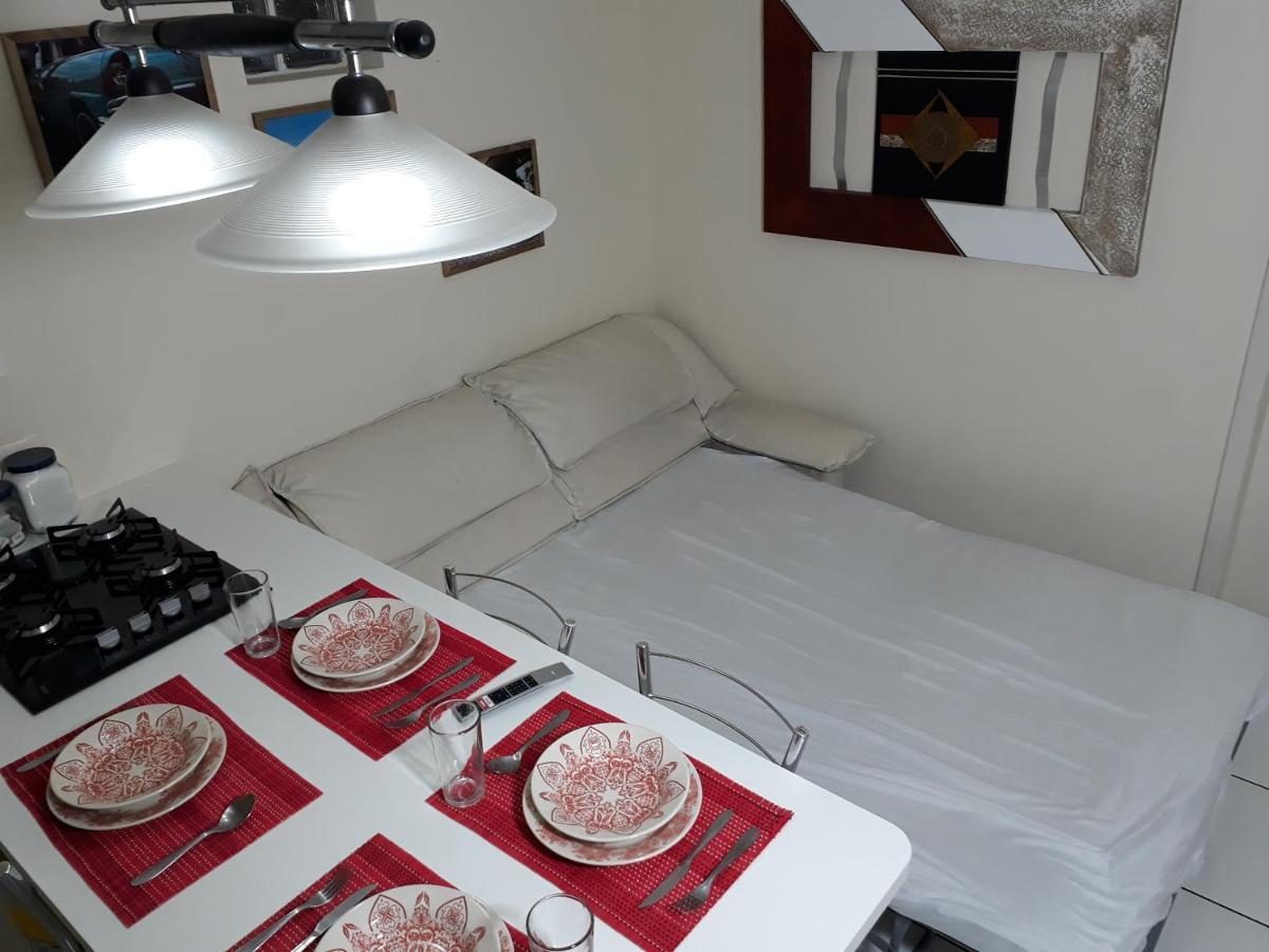 Apartamento Central Proximo A Rodoviaria E Faculdades Куритиба Экстерьер фото